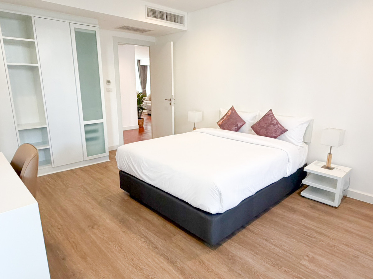 For RentSukhumvit, Asoke, Thonglor : Shama Ekamai Spacious 4-Bedroom Residence in the Heart of Ekamai Please call: 062-496-6454