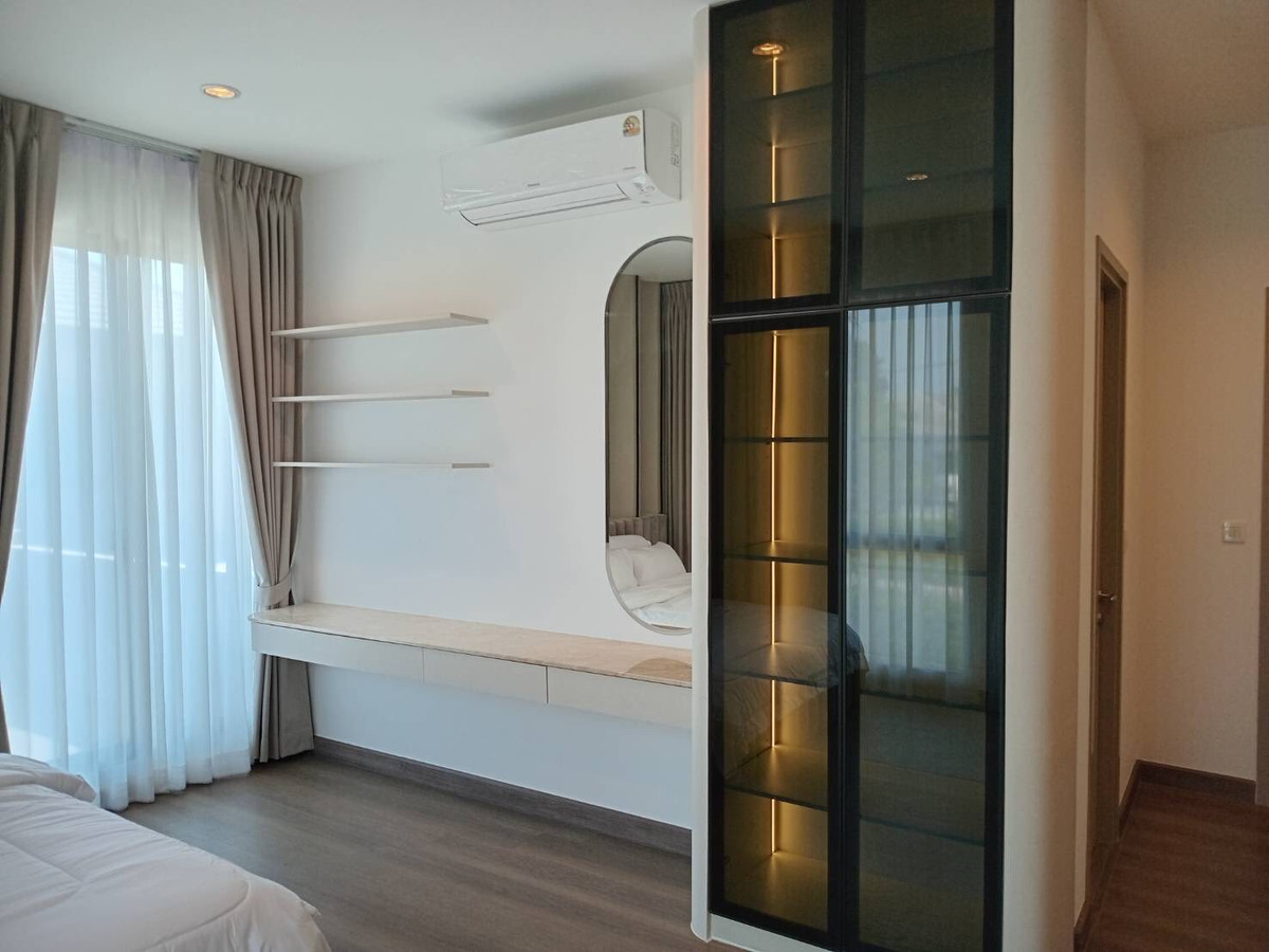 ให้เช่าบ้านลาดกระบัง สุวรรณภูมิ : ให้เช่า 191ตรว 4นอน5น้ำ บ้านเดี่ยว 2 ชั้น The Palm Bangna Wongwaen