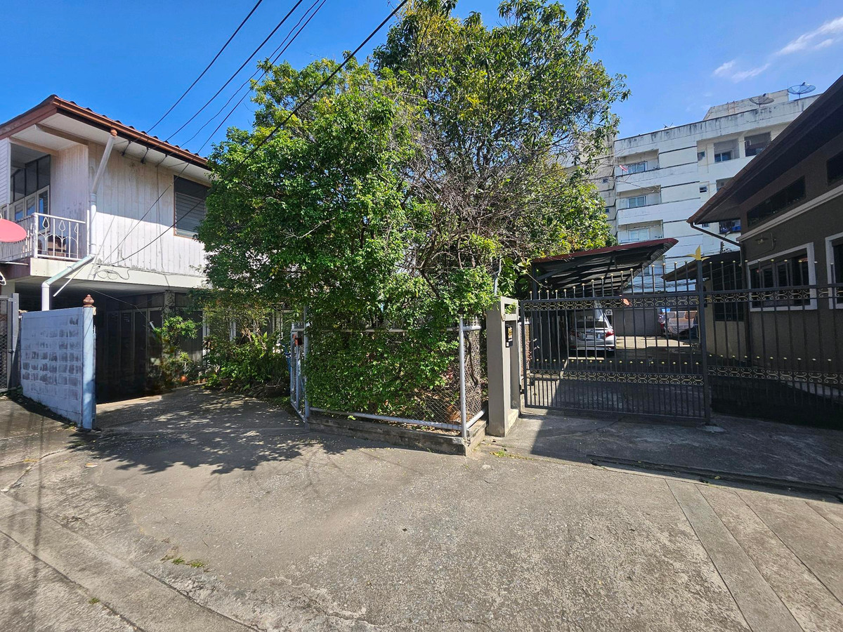 ขายที่ดินพระราม 8 สามเสน ราชวัตร : ขายที่ดินพร้อมสิ่งปลูกสร้างทำเลหายาก ย่านสามเสน – ซอยองครักษ์ เงียบสงบ เป็นส่วนตัว ใจกลางเมืองชั้นใน