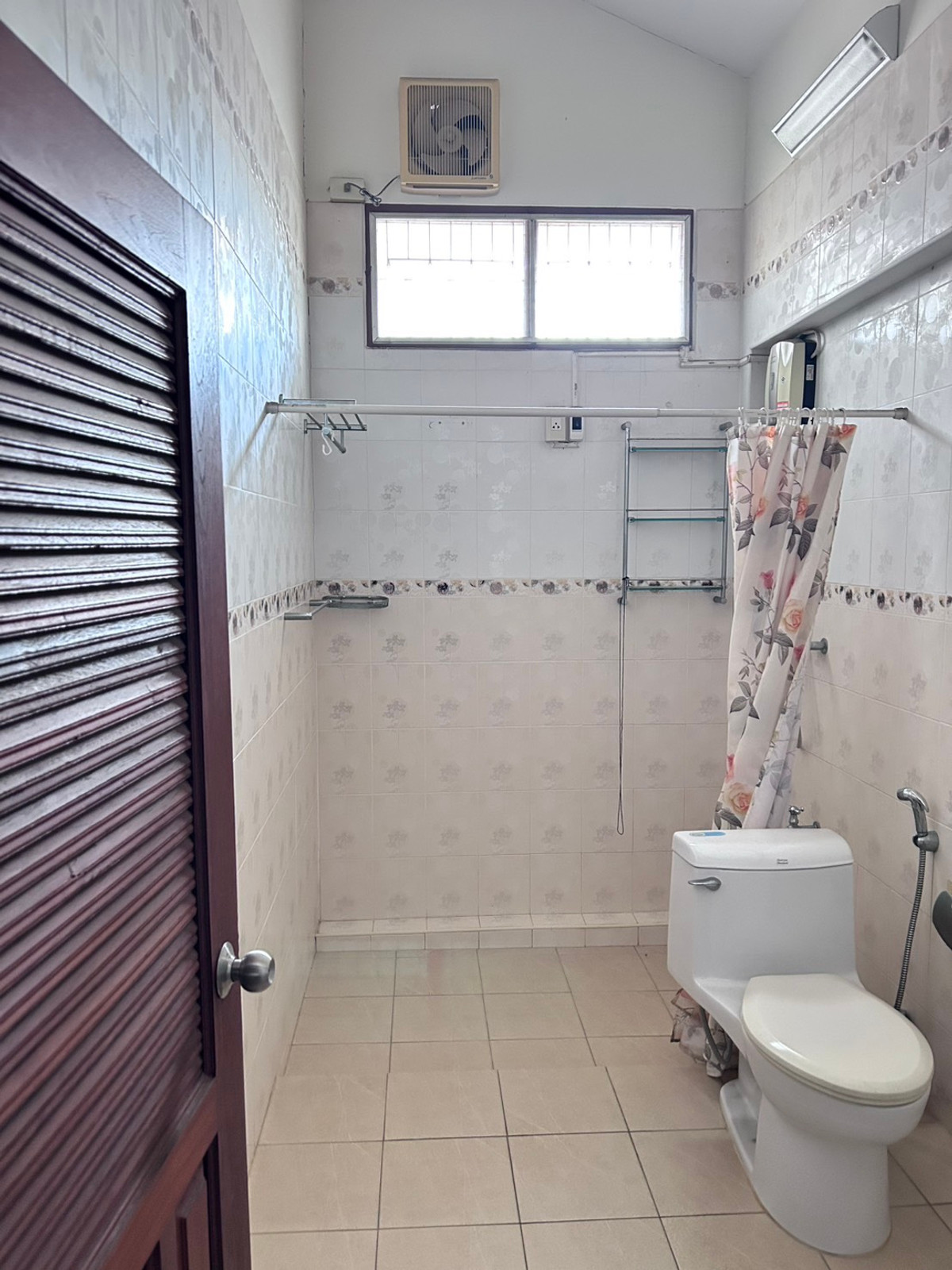 ขายบ้านระยอง : ขาย❗หมู่บ้านเพลินใจ 1 บ้านเดี่ยวใจกลางเมืองระยอง เดินทางง่าย ใกล้ภัตตาคารเพลินตา ราคาสบายกระเป๋า