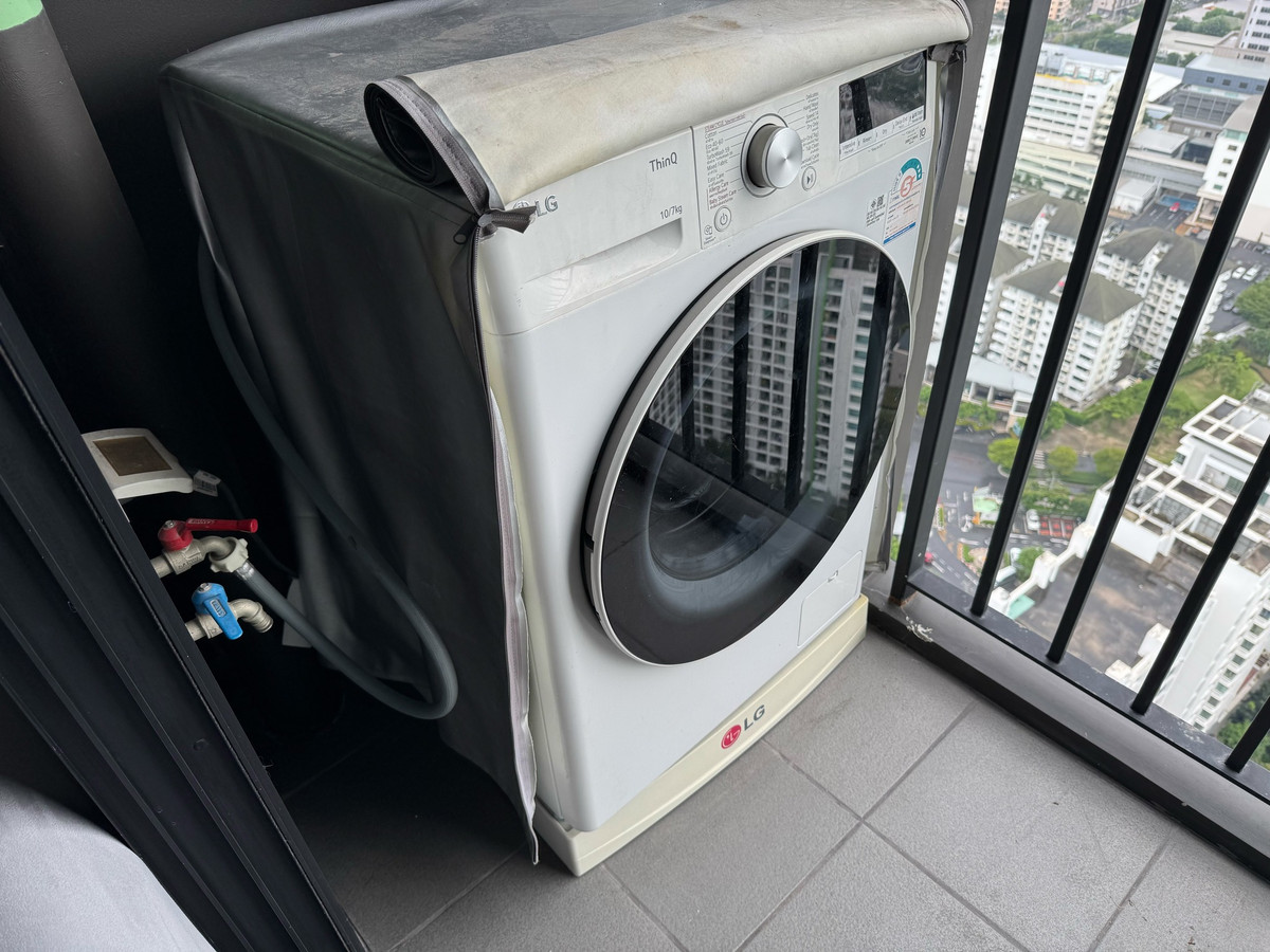 ให้เช่าคอนโดพัฒนาการ ศรีนครินทร์ : ชั้น 40 วิวเทพ! ห้องใหญ่ 35 ตรม. นิว โนเบิล ศรีนครินทร์-ลาซาล ติด MRT ศรีลาซาล เพียง 10,000 บ./เดือน (PFD-07721)