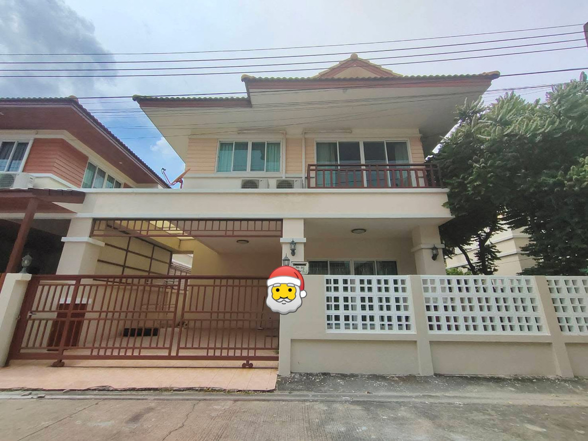 For RentHousePathum Thani,Rangsit, Thammasat : 🏡 2-story detached house for rent near Rangsit University, Nannarin Village, Rangsit, 3 bedrooms, 3 bathrooms, good location, quiet, nice to live in. 💰 Rent only 19,000 baht/month.