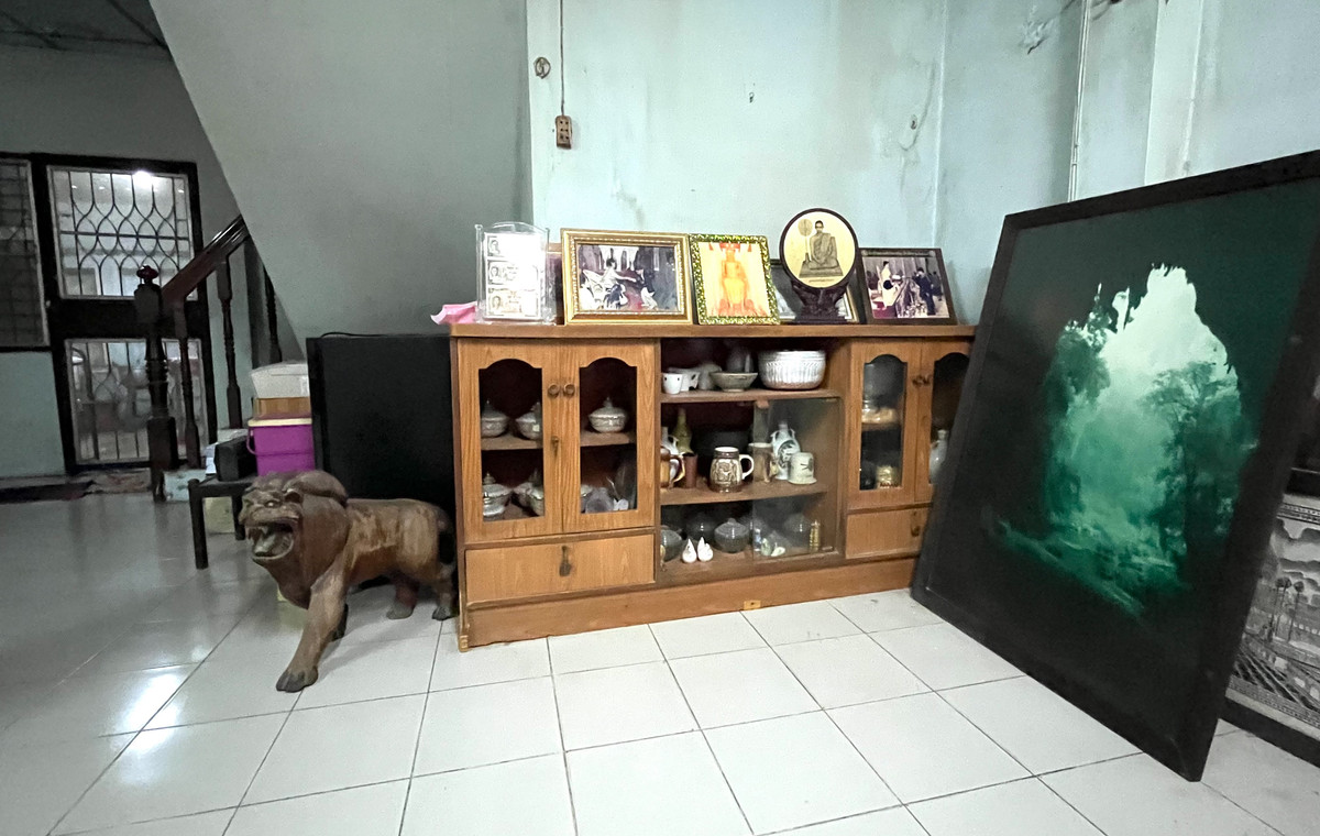 ขายที่ดินรัชดา ห้วยขวาง : ขายที่ดินพร้อม ทาวน์เฮ้าส์ 2 ชั้นหลังมุม 50 ตรว.ซอยอินทามระ 43 แขวงรัชดาภิเษกรัชดาภิเษก เขตดินแดง กรุงเทพฯ ราคา 7,900,000 บาท