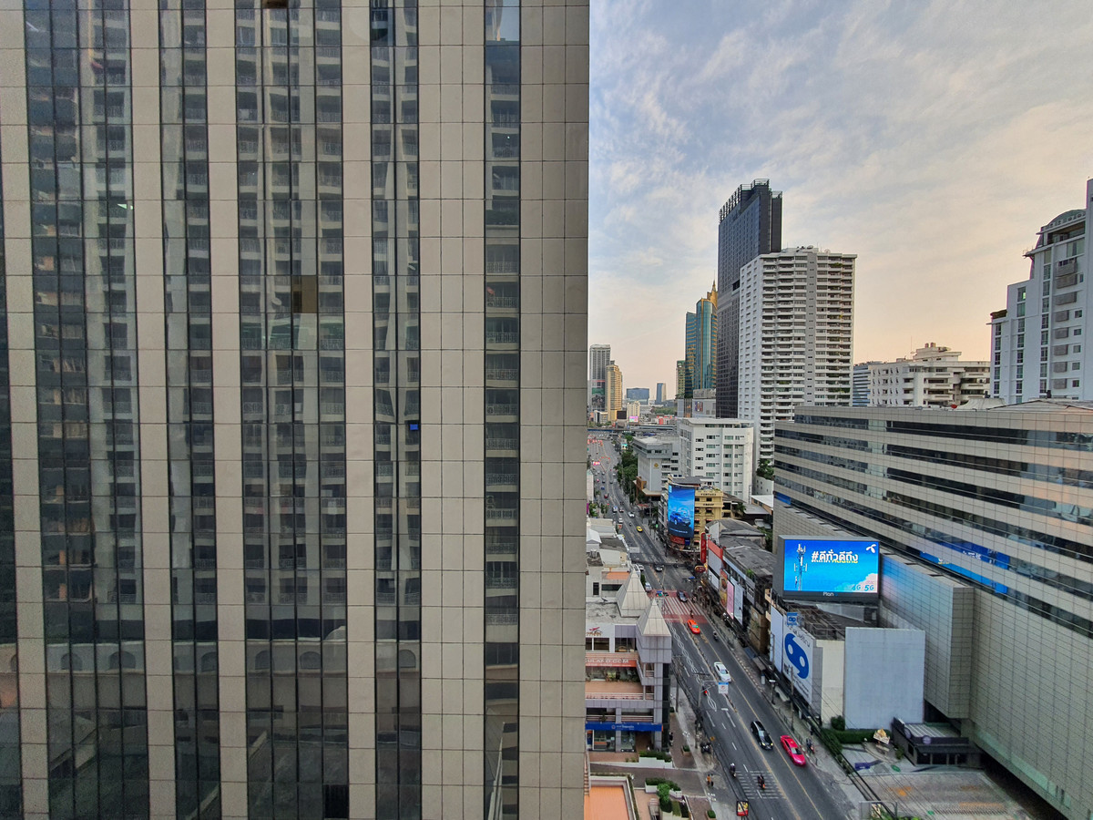 For RentCondoSukhumvit, Asoke, Thonglor : ✨For rent: Asoke Place, 2 bedrooms, fully furnished. Convenient transportation, near BTS Asoke / MRT Sukhumvit, ready to move in.