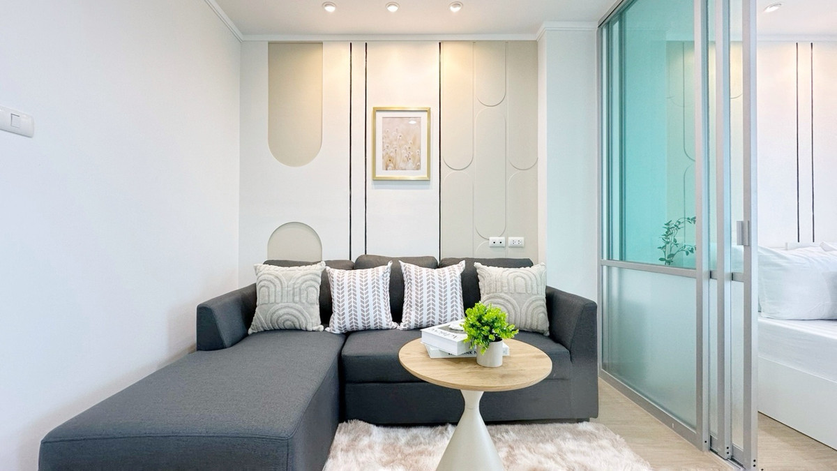 For SaleCondoBangna, Bearing, Lasalle : >> Free transfer, free furniture << Beautiful room on high floor, Sukhumvit area | Lumpini Ville Lasalle-Bearing