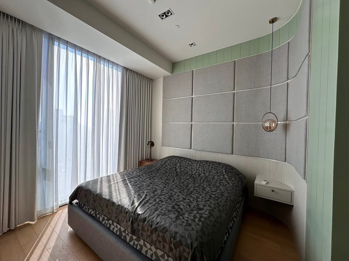 ขายคอนโดวิทยุ ชิดลม หลังสวน : ST447 ขายคอนโดหรู 28 Chidlom ทำเล Prime ใจกลางชิดลม ห้องใหม่ สภาพเหมือนมือหนึ่ง