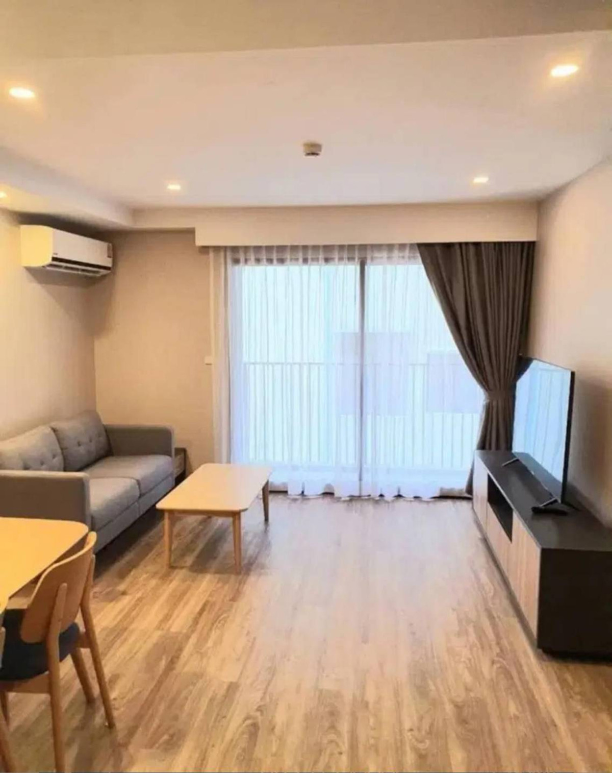 ให้เช่าคอนโดสาทร นราธิวาส : ✨Condo for Rent : Blossom Sathorn (AP-02) ( line : @condo91 )