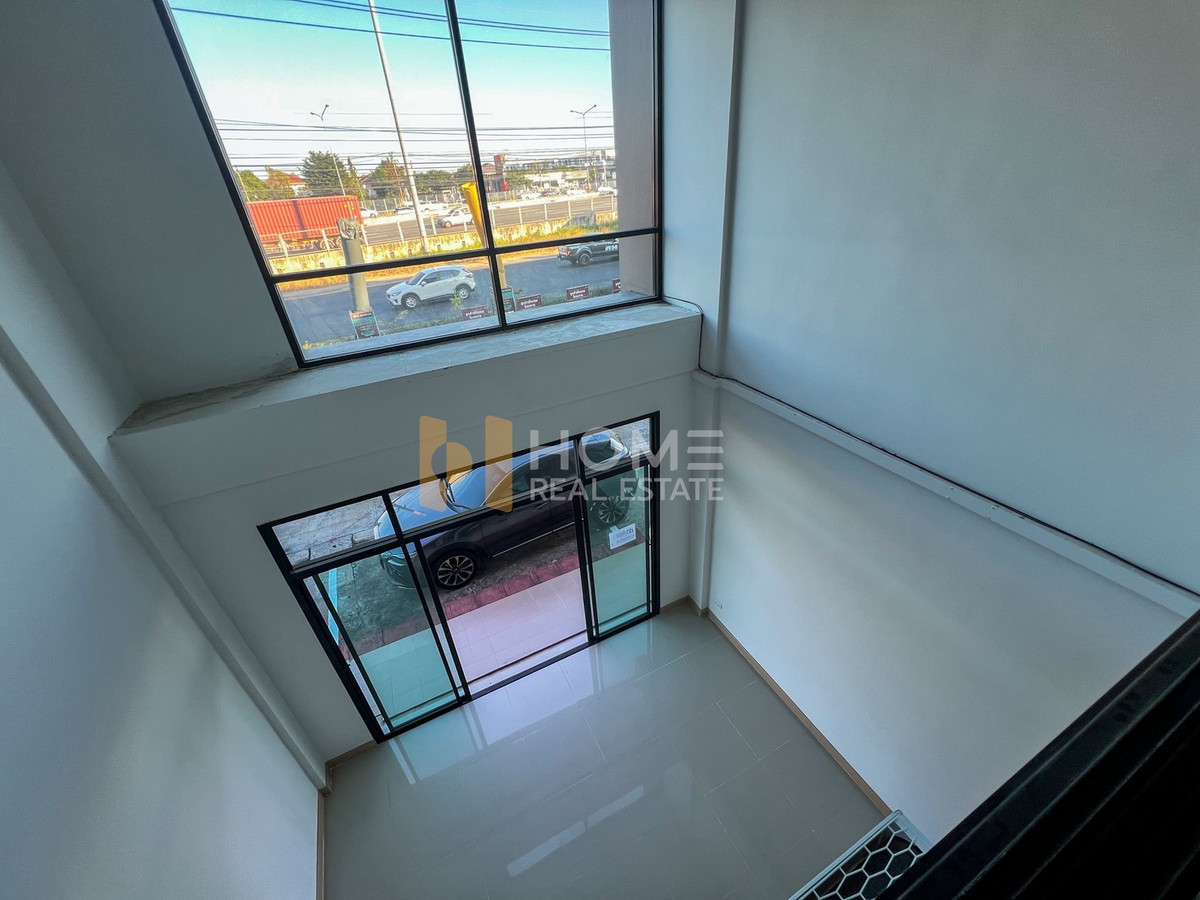 For RentHome OfficeMin Buri, Romklao : City Link Rama 9 - Srinakarin / 5 Bedrooms (FOR SALE) BZD096