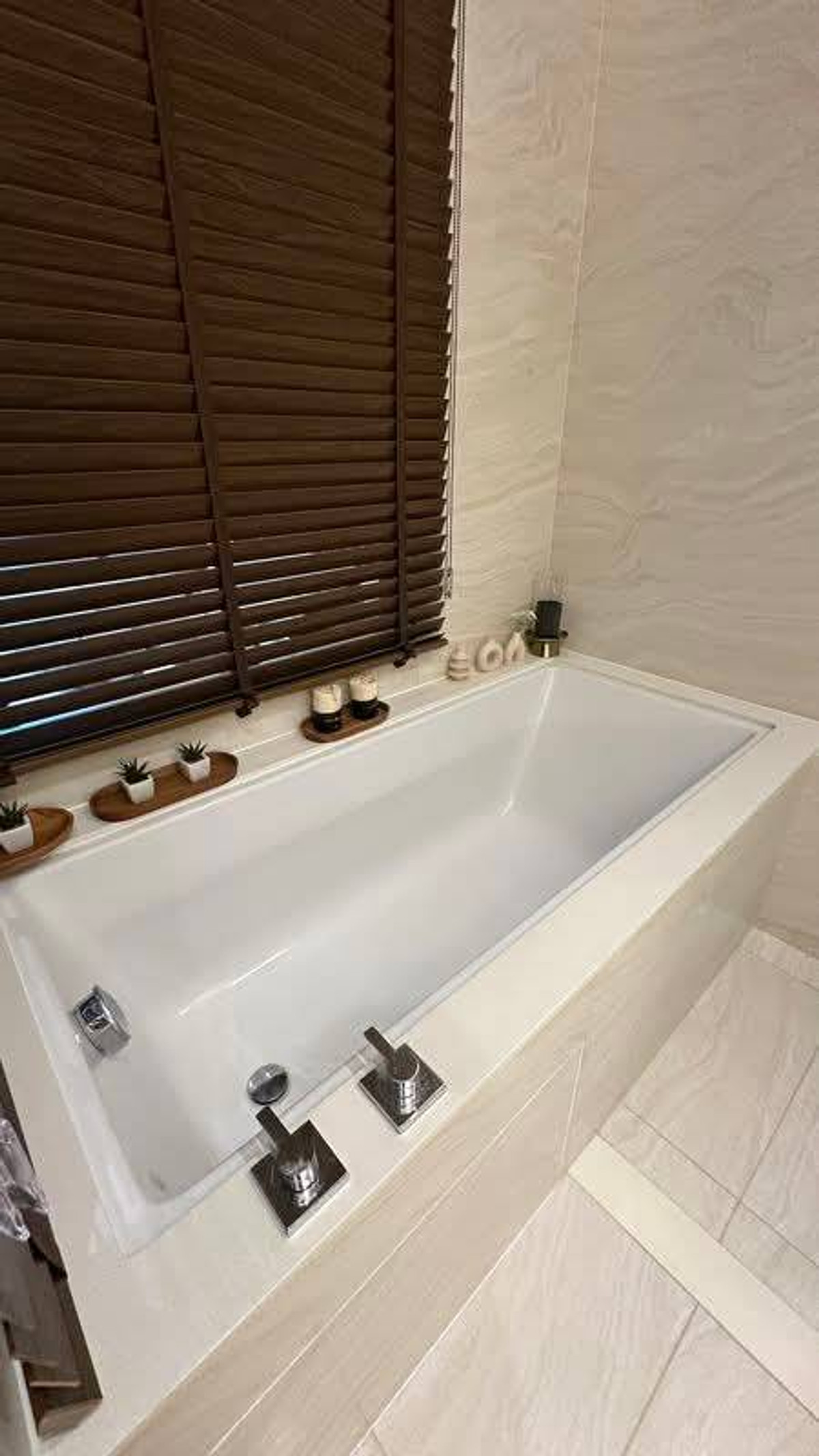 For SaleCondoSukhumvit, Asoke, Thonglor : The Strand Thonglor Ultra-Luxury 1-Bedroom Residence Next to BTS Thonglor Please call: 062-496-6454