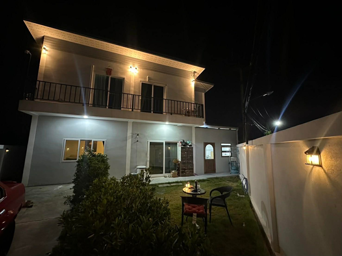 ขายบ้านพัทยา บางแสน ชลบุรี สัตหีบ : เอกมงคล  4 / 2 ห้องนอน (ขายพร้อมผู้เช่า), Eakmongkol  4 / 2 Bedrooms (SALE WITH TENANT) AM001