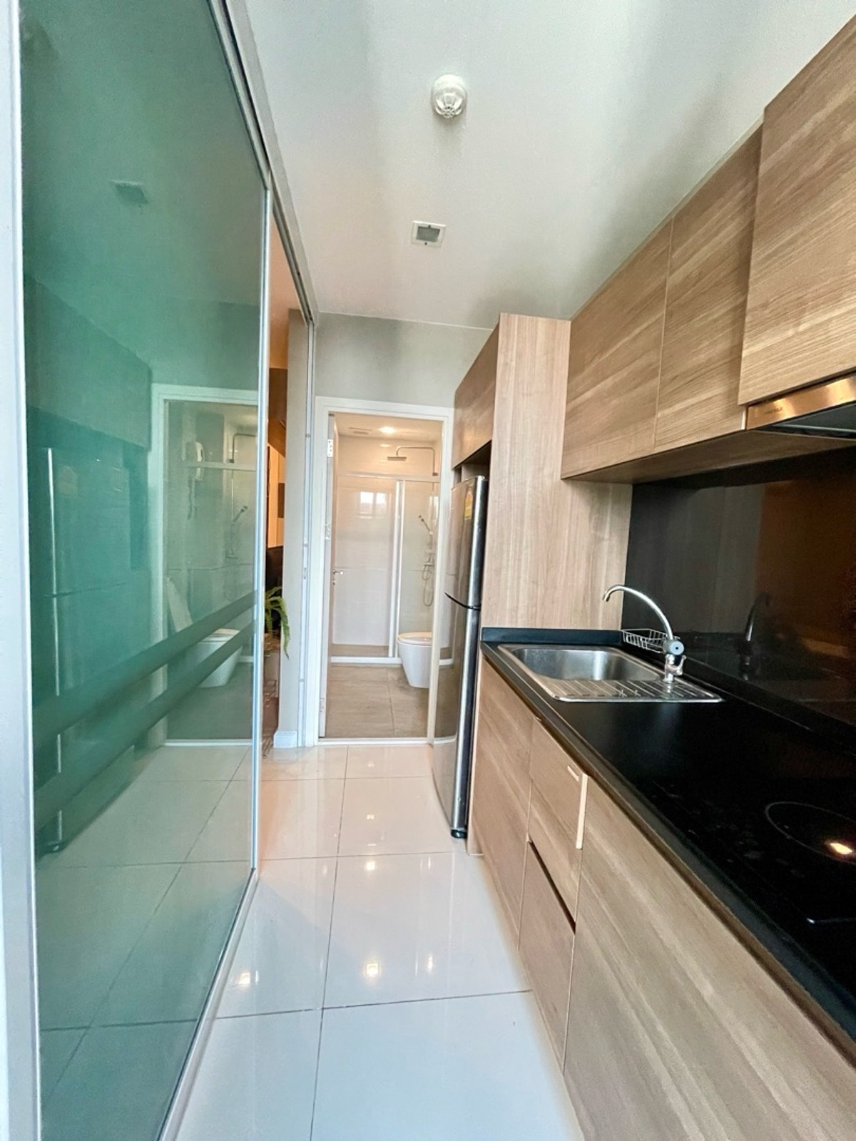 For RentCondoSamut Prakan,Samrong : For rent: The Metropolis Samrong Interchange, garden view, west/south.