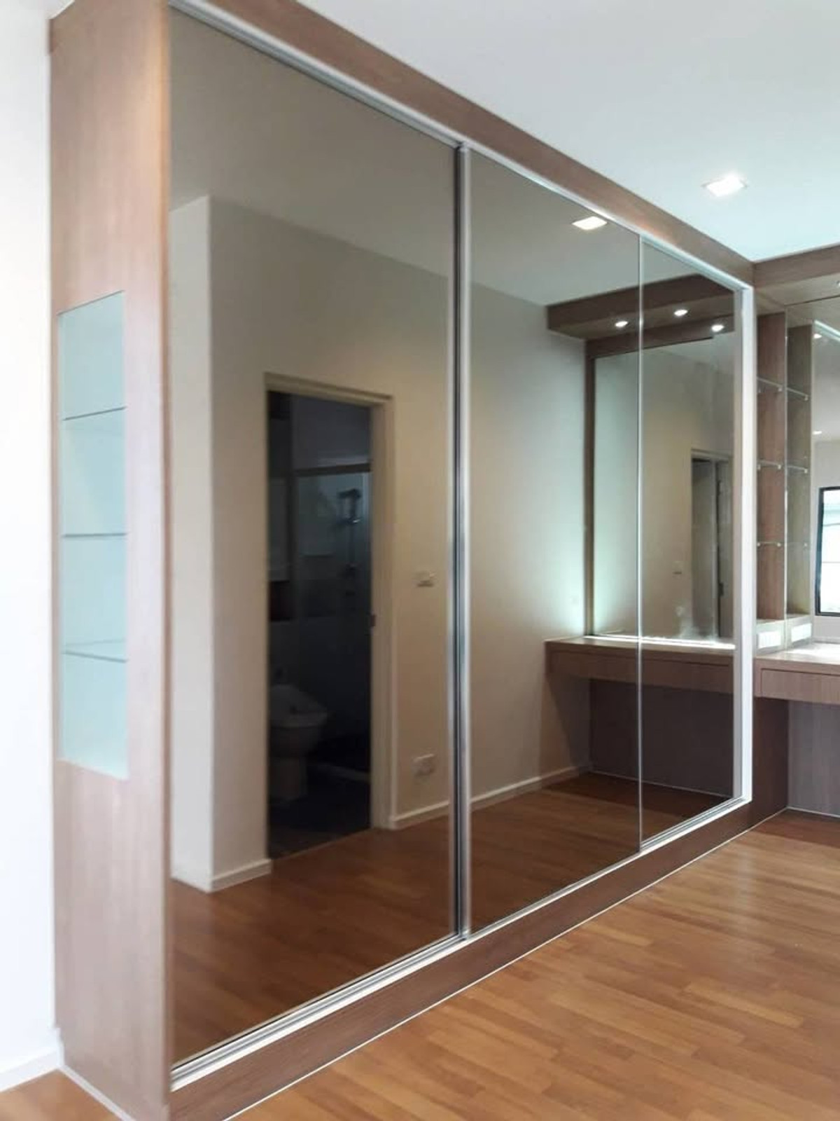 ขายบ้านลาดกระบัง สุวรรณภูมิ : (รหัส HR269) ขายบ้านโครงการ Casa ville ramkhamhaeng - wongwaen 2 คาซ่า วิลล์ รามคำแหง - วงแหวน 2 ใกล้สนามบินสุวรรณภูมิ