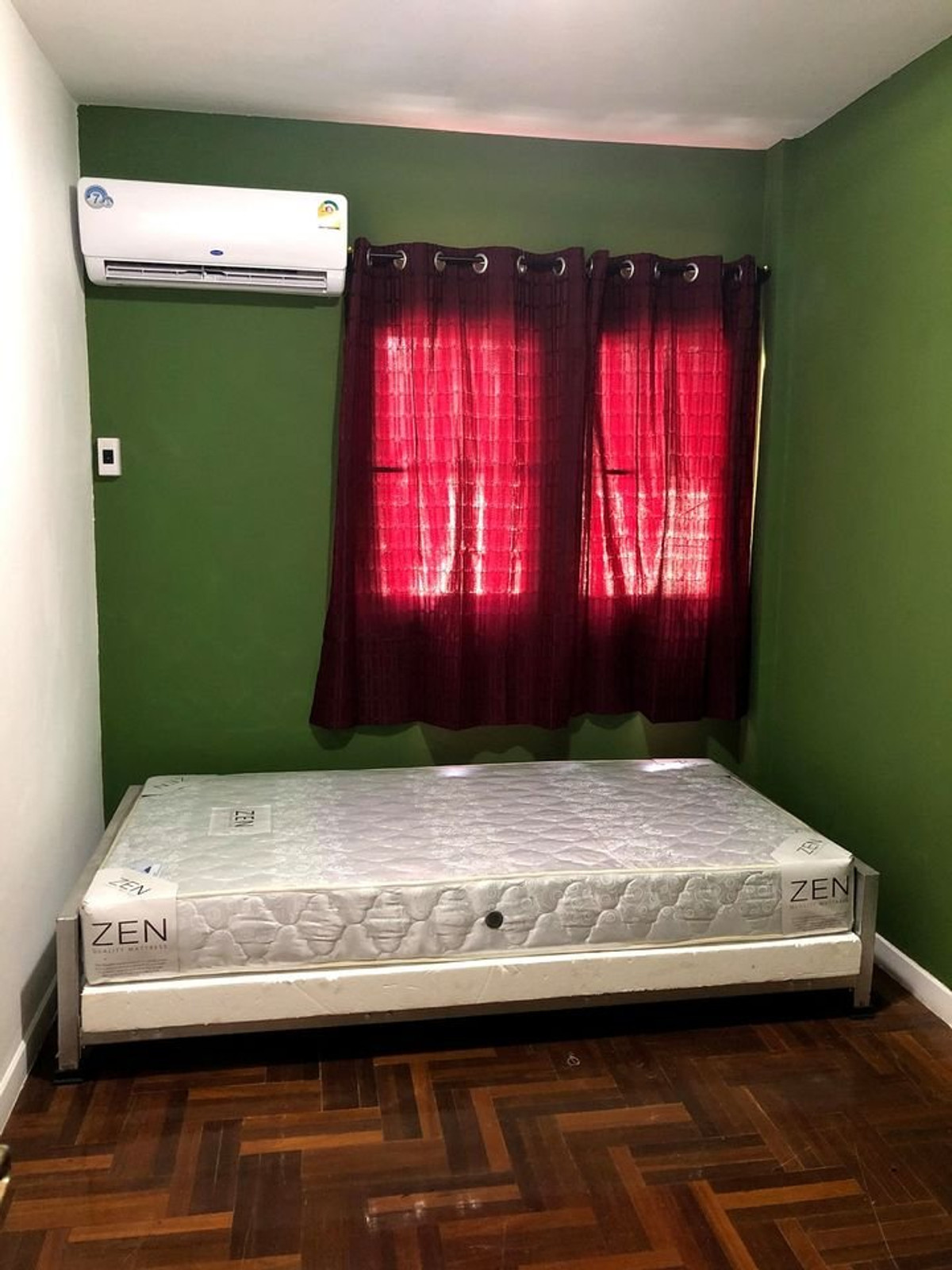 ให้เช่าบ้านบางซื่อ วงศ์สว่าง เตาปูน : บ้านให้เช่า ตรงข้ามตลาด บองมาร์เช่ 4ชั้น 5ห้องนอน 5ห้องน้ำ มีห้องแม่บ้าน