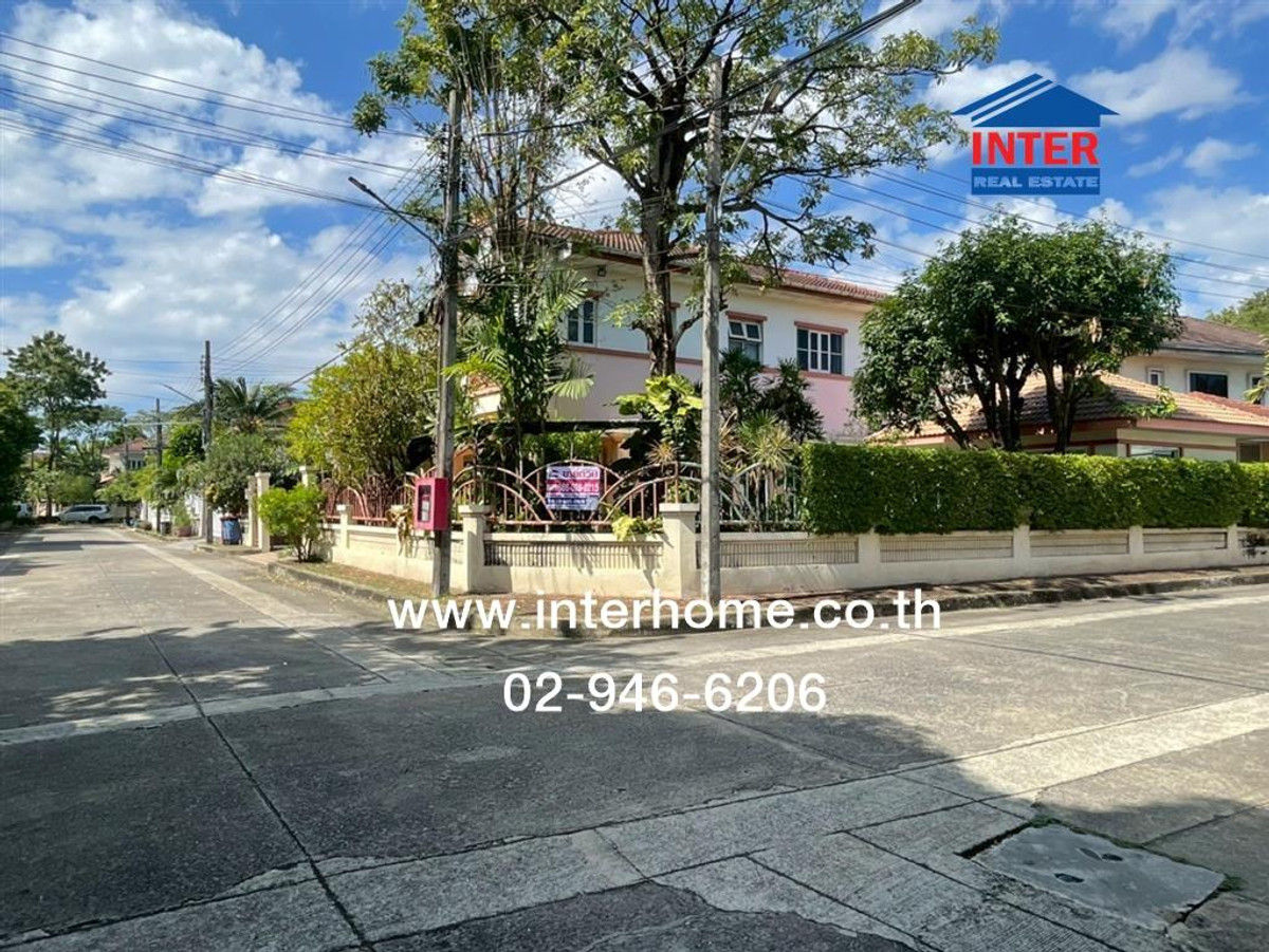 For SaleHouseNawamin, Ramindra : 2-story detached house, 110.3 sq m, Manthana Village. Phraya Suren 26 Soi 24 Soi Phraya Suren 26 Ramindra Road 109, Ramkhamhaeng Road, Minburi District, Bangkok