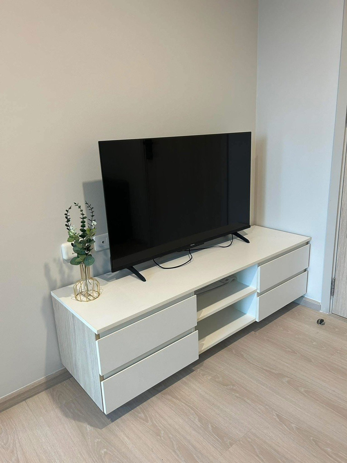 ให้เช่าคอนโดพัฒนาการ ศรีนครินทร์ : ให้เช่า 📍 Nue Noble Srinakarin - Lasalle 📍 เฟอร์นิเจอร์ และ เครื่องใช้ไฟฟ้าครบ ใกล้ MRT ศรีลาซาล