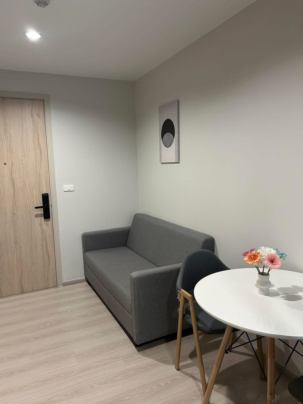 ให้เช่าคอนโดพัฒนาการ ศรีนครินทร์ : ให้เช่า 📍 Nue Noble Srinakarin - Lasalle 📍 เฟอร์นิเจอร์ และ เครื่องใช้ไฟฟ้าครบ ใกล้ MRT ศรีลาซาล