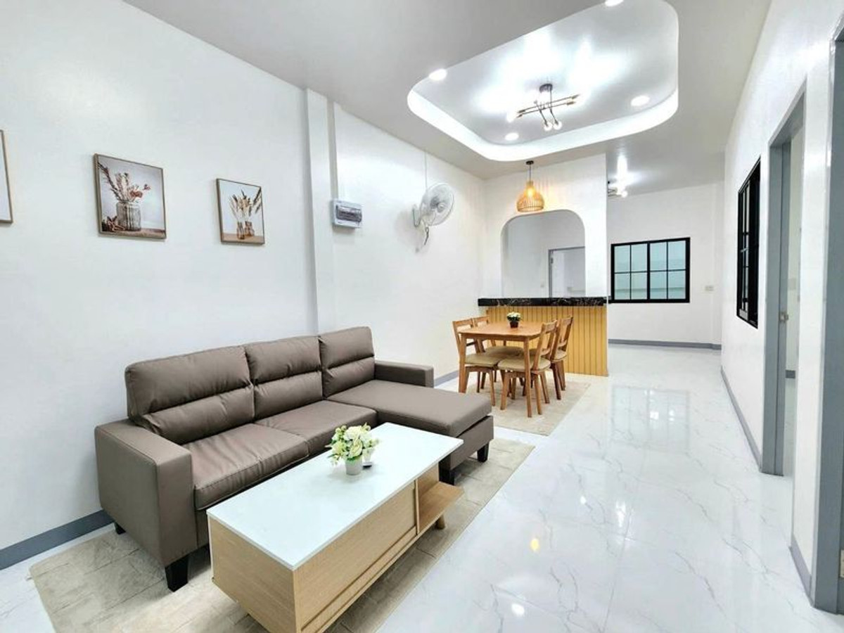 For SaleTownhomeSriracha Laem Chabang Ban Bueng : Townhome Pruksachart 2 Soi Mor Yoi / 2 Bedrooms (FOR SALE) YEAN074