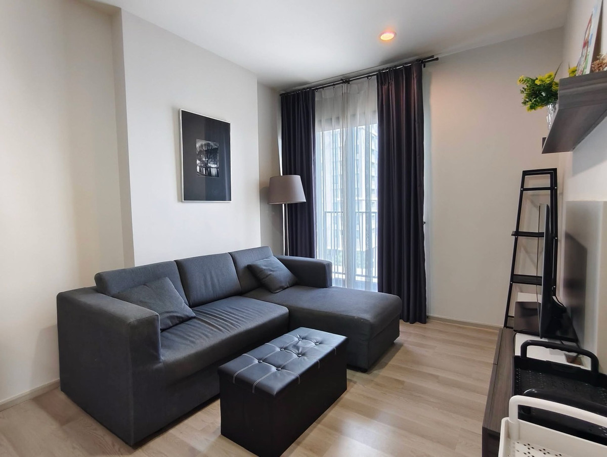 For RentCondoRatchadapisek, Huaikwang, Suttisan : Centric Huai Khwang only 19,000, extra large room 40sqm, high floor, ready to move, make an appointment to see 064-6696546 Minnie