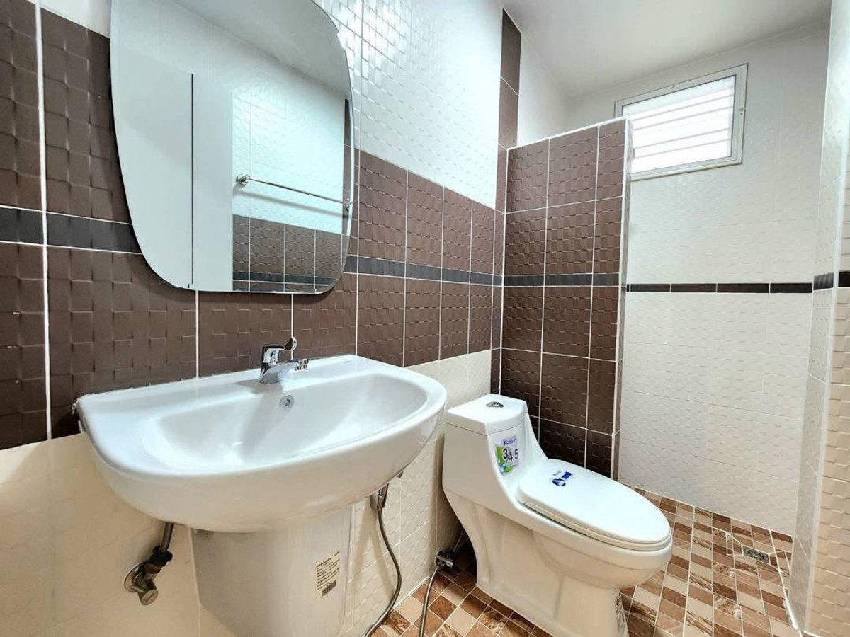 For SaleSriracha Laem Chabang Ban Bueng : Nathawadee 4 Suansua - Nongkho Semi-Detached House / 4 Bedrooms (FOR SALE) YEAN073