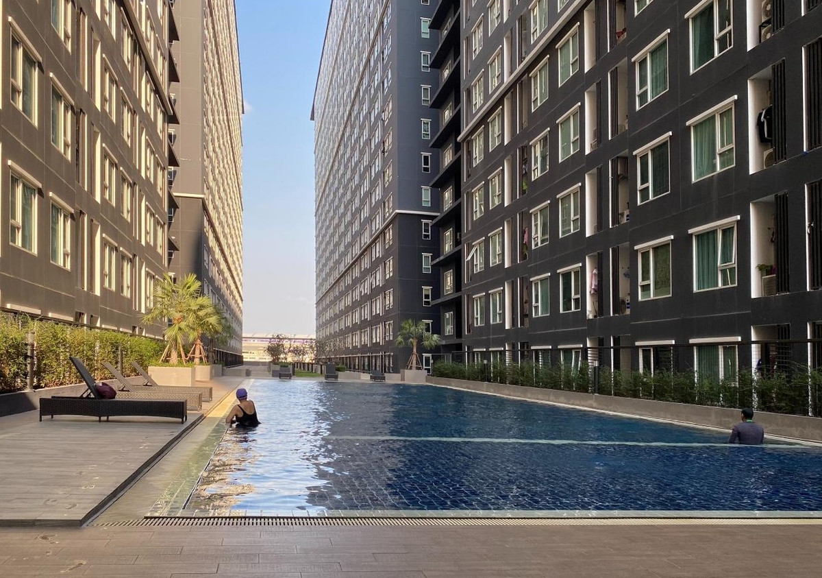For RentCondoBang Sue, Wong Sawang, Tao Pun : ✅ Available! Ready to Move-in ! 🌟 Cheapest for Rent! 7500 THB/month 🛏 Studio 📏 28 sq.m. 🏙 Building D = 10th Fl. 🚫 No Co-Agent