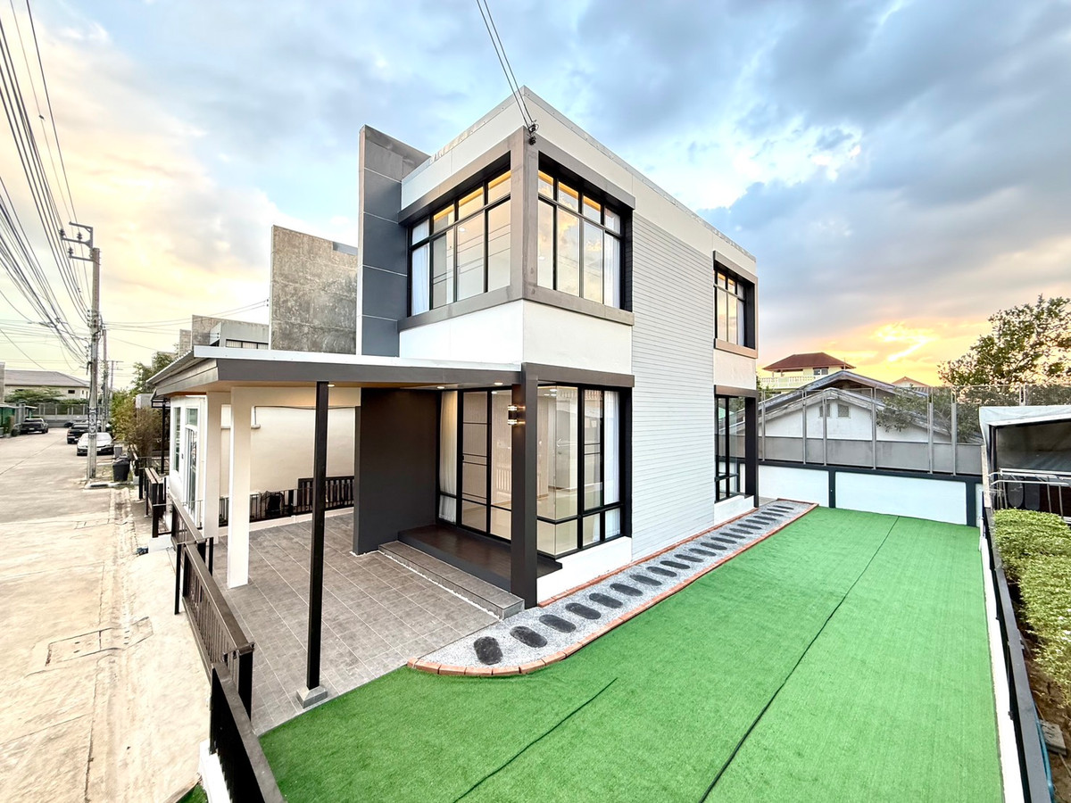 ขายบ้านบางแค เพชรเกษม : บ้านเดี่ยวแต่งสวย พร้อมอยู่ หมู่บ้านเดอะซีซั่น เพชรเกษม 69 เลียบคลองภาษีเจริญฝั่งใต้ หนองแขม