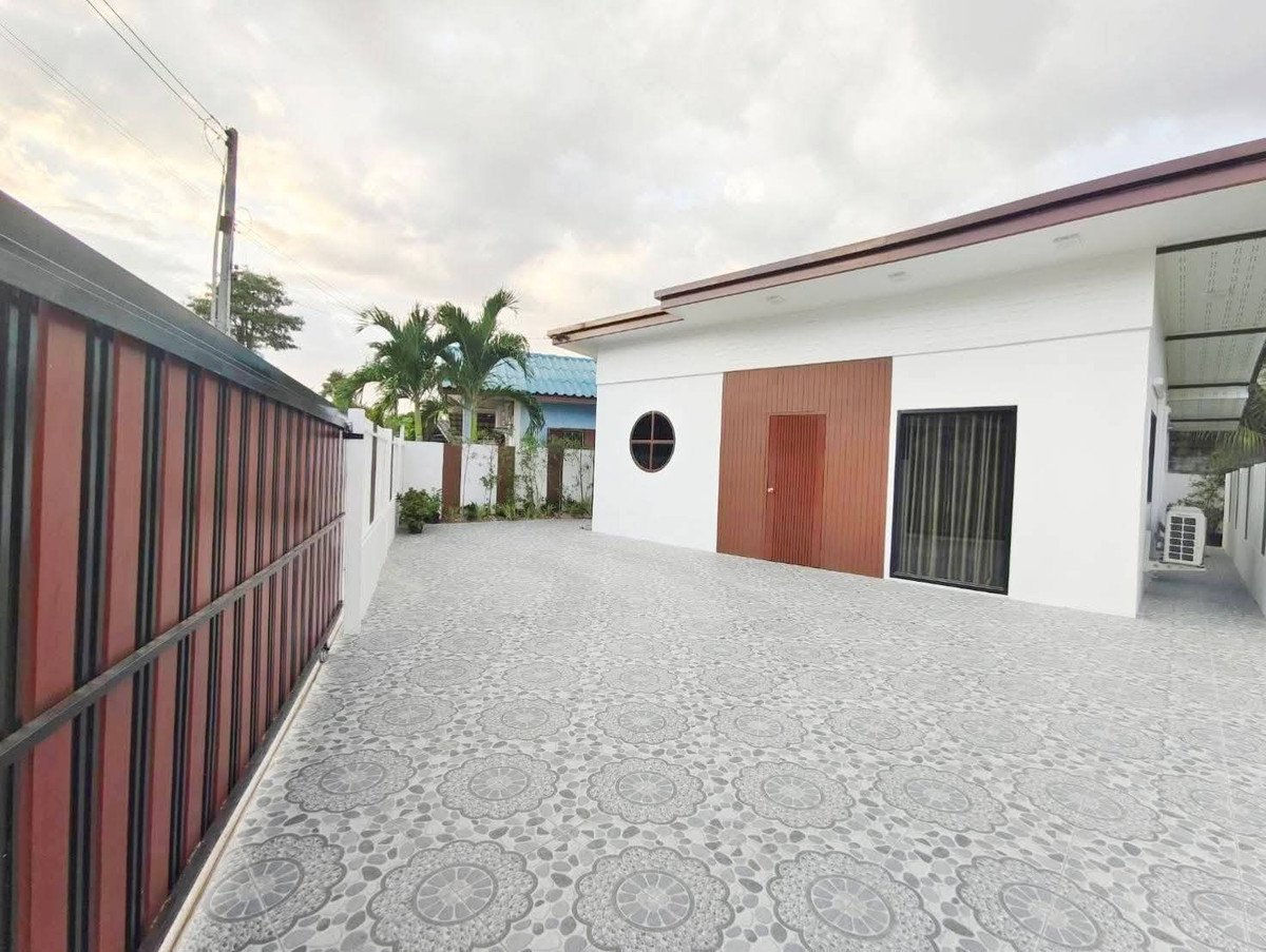 For SaleTownhomePattaya, Bangsaen, Chonburi : Saenrak Project 3 Townhouse / 2 Bedrooms (FOR SALE) AM013