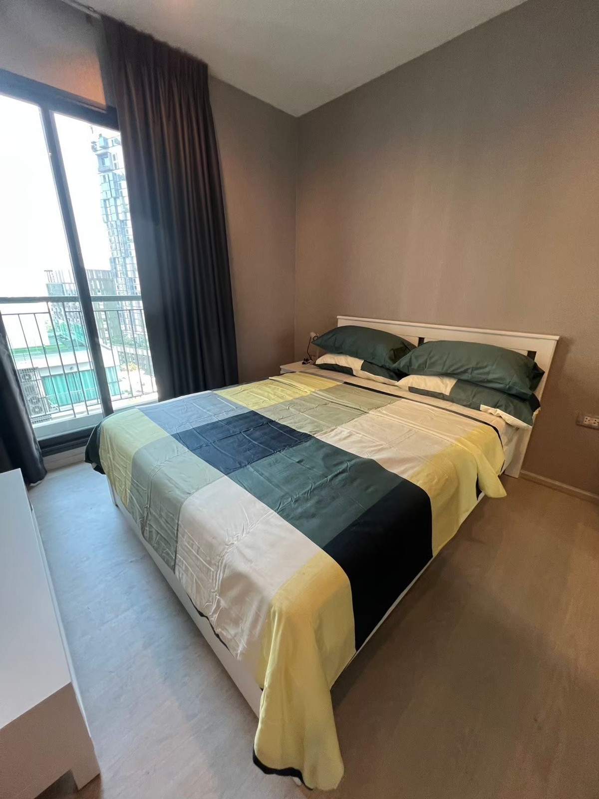 For SaleCondoSukhumvit, Asoke, Thonglor : For sale Rhythm Sukhumvit 36-38, beautiful room, decorated, ready to move in, very good price.