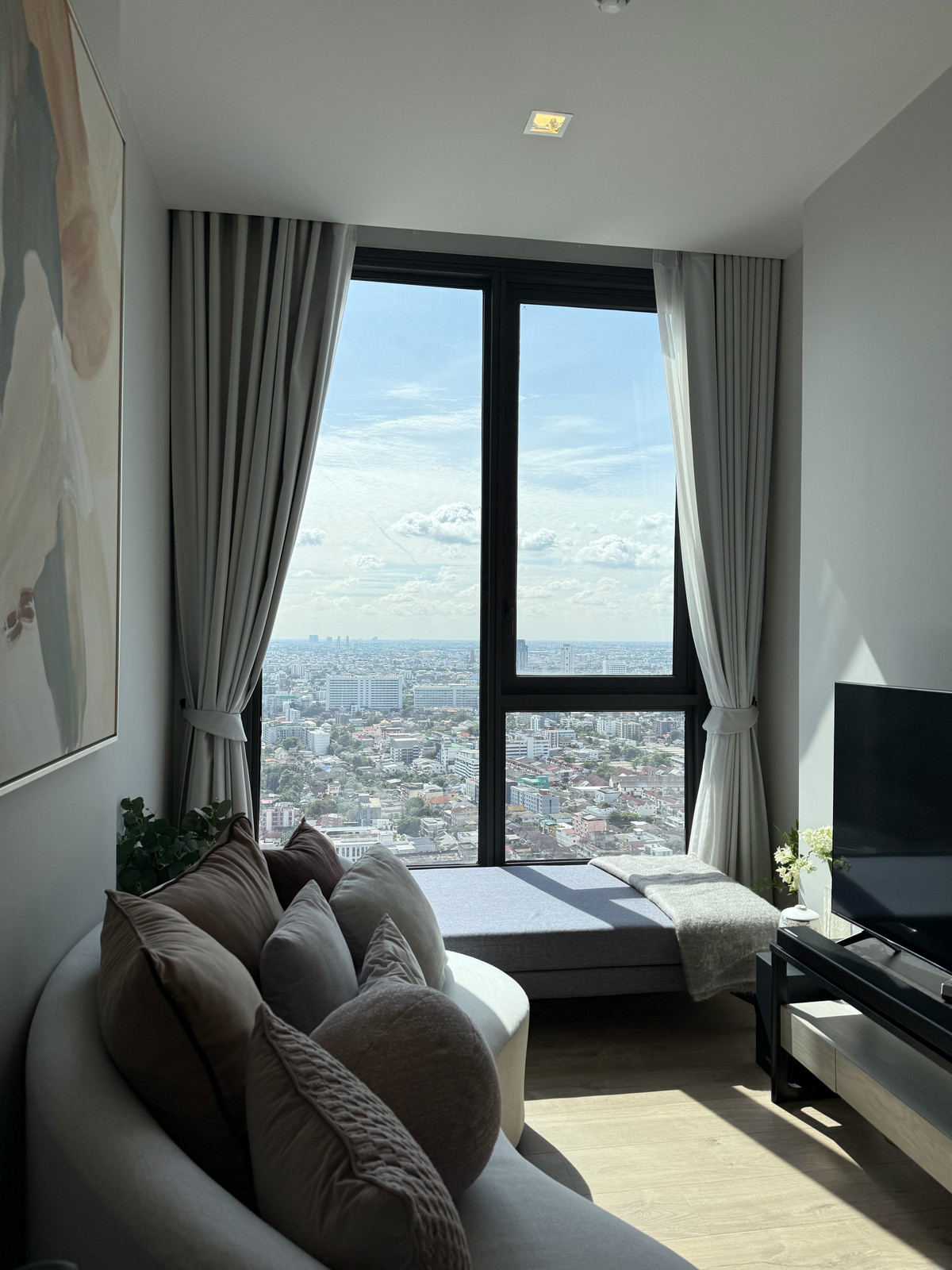 ขายคอนโดลาดพร้าว เซ็นทรัลลาดพร้าว : 🔥 ขาย 🔥  เดอะ เครสท์ พาร์ค เรสซิเดนซ์ - The Crest Park Residences / 1 ห้องนอน POP110