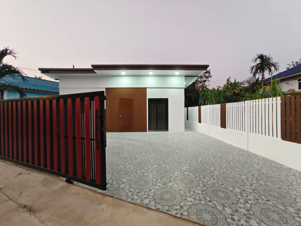 For SaleHousePattaya, Bangsaen, Chonburi : House with land in Soi Tesaban 1 / 3 bedrooms (for sale), House with land in Soi Tesaban 1 / 3 Bedrooms (FOR SALE) AM020