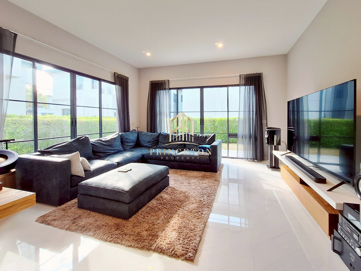 บ้านพัฒนาการ ศรีนครินทร์ : ขายหรือให้เช่า บ้านหรูสไตล์คฤหาสน์ นาราสิริ กรุงเทพกรีฑา 📞092-4252445 Narasiri Krungthep Kreetha