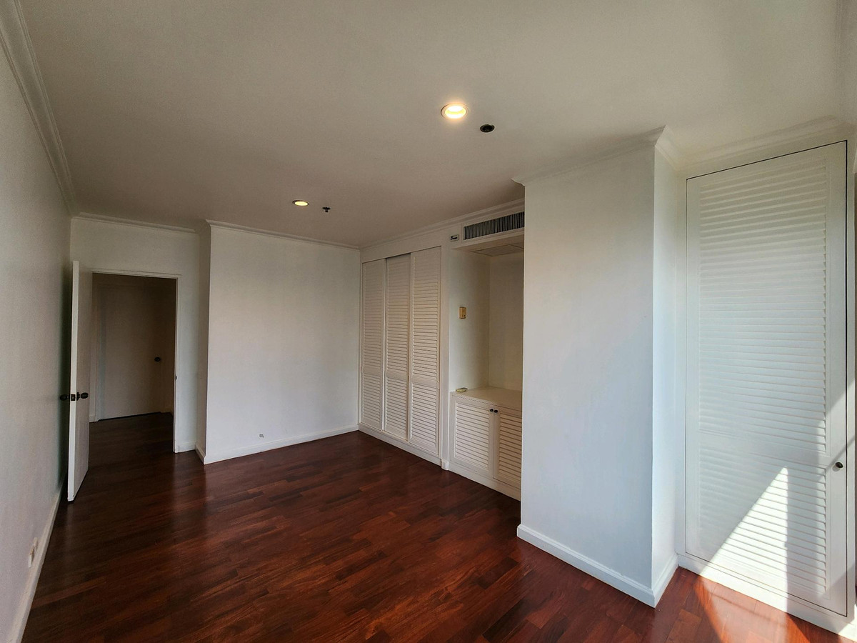 For RentCondoWongwianyai, Charoennakor : River View ❤️ Baan Chao Praya Condominium for Rent 
 Near Icon Siam