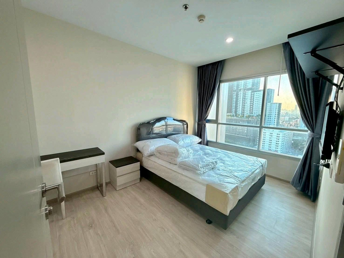 For RentCondoRatchadapisek, Huaikwang, Suttisan : ”Condo for rent Life Ratchadaphisek