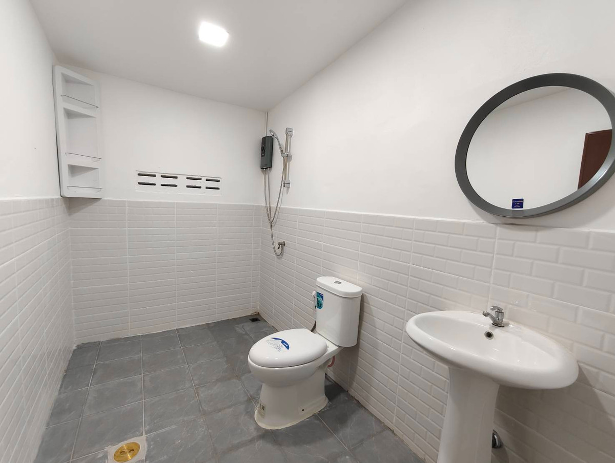 For SaleHousePattaya, Bangsaen, Chonburi : House with land in Soi Tesaban 1 / 3 bedrooms (for sale), House with land in Soi Tesaban 1 / 3 Bedrooms (FOR SALE) AM020