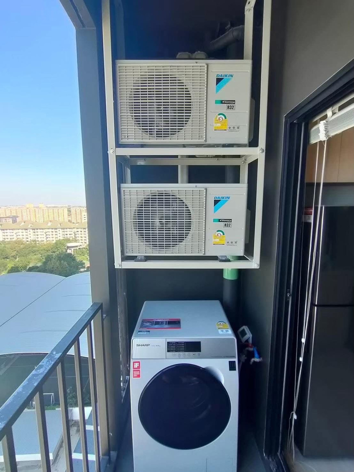 ให้เช่าคอนโดพัฒนาการ ศรีนครินทร์ : ให้เช่า 📍 Nue Noble Srinakarin - Lasalle 📍 เฟอร์นิเจอร์ และ เครื่องใช้ไฟฟ้าครบ ใกล้ MRT ศรีลาซาล