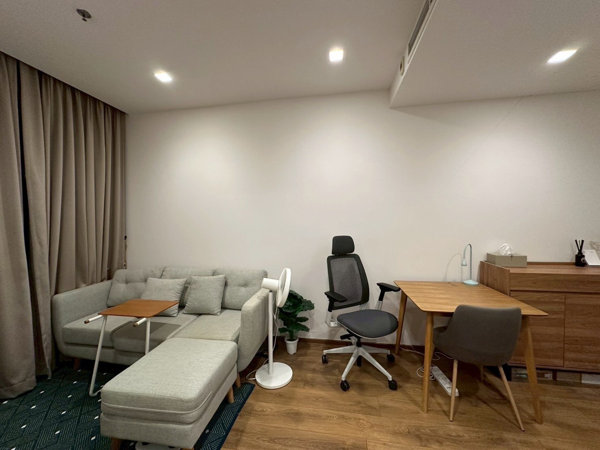 ขายคอนโดสุขุมวิท อโศก ทองหล่อ : Noble Be33 คอนโด 1 ห้องนอน ใจกลางสุขุมวิท 33 Please call: 062-496-6454