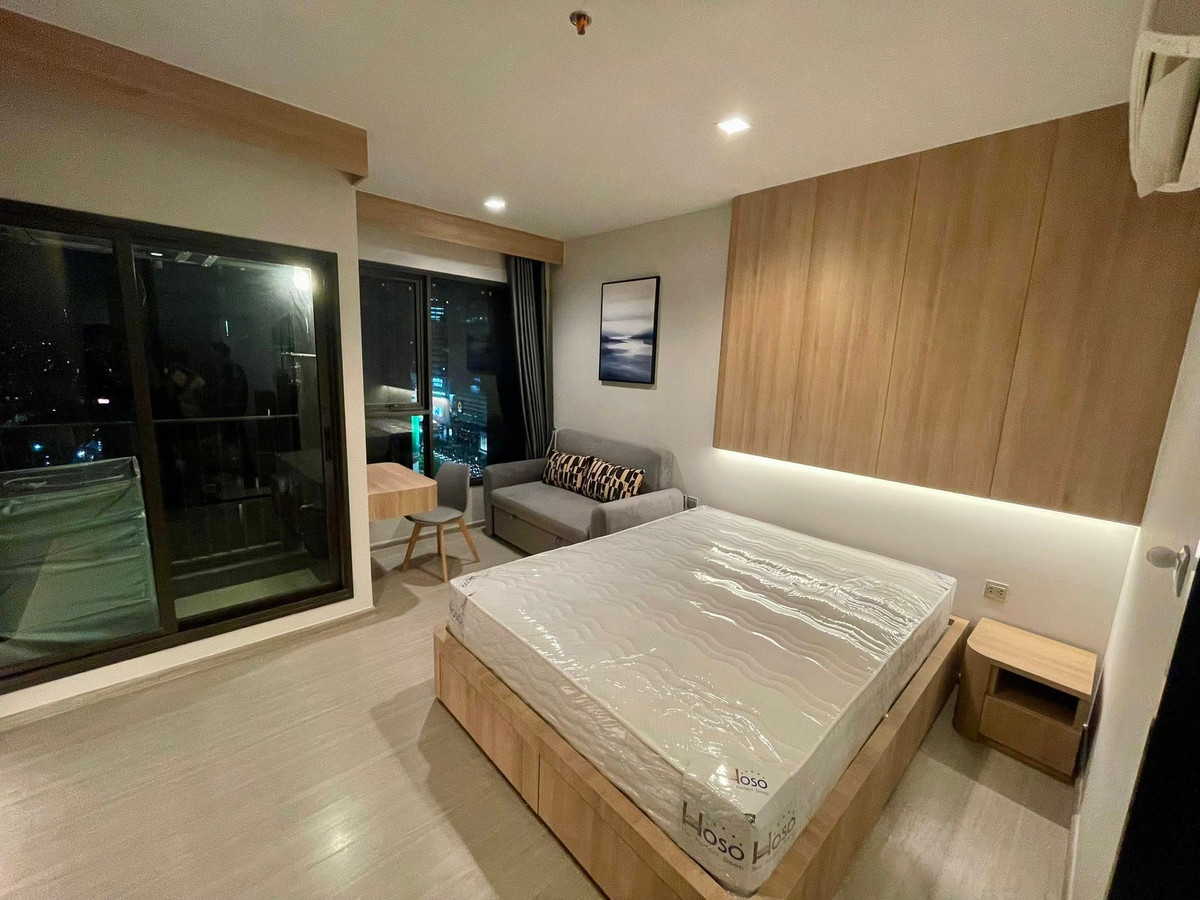 For RentCondoRama9, Petchburi, RCA : 🔥🔥 For rent Life Asoke Rama 9 🔥🔥 Condo, good location, Rama 9 zone, close to business areas, convenient travel.