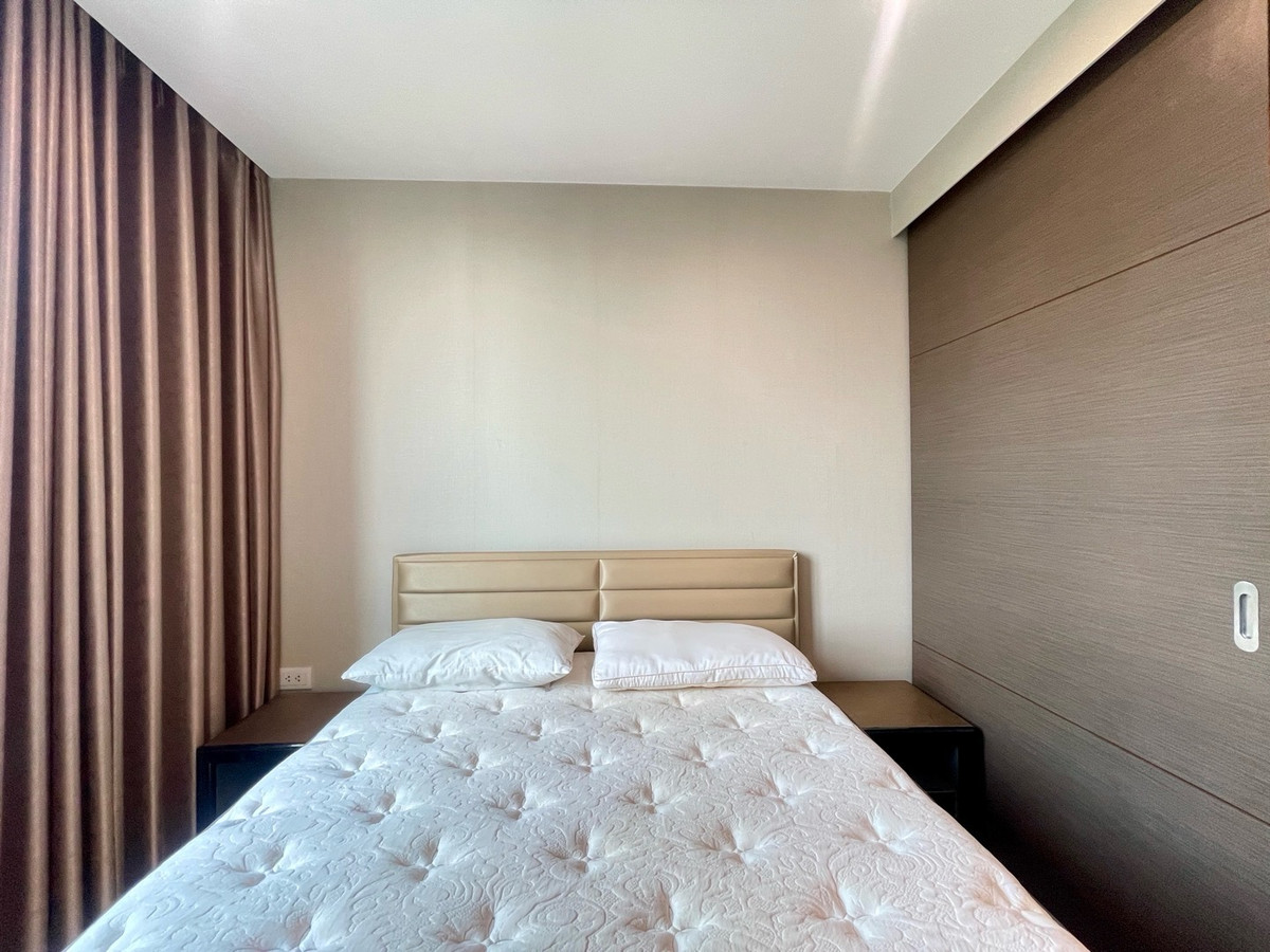 For RentCondoSamut Prakan,Samrong : For rent: The Metropolis Samrong Interchange, garden view, west/south.