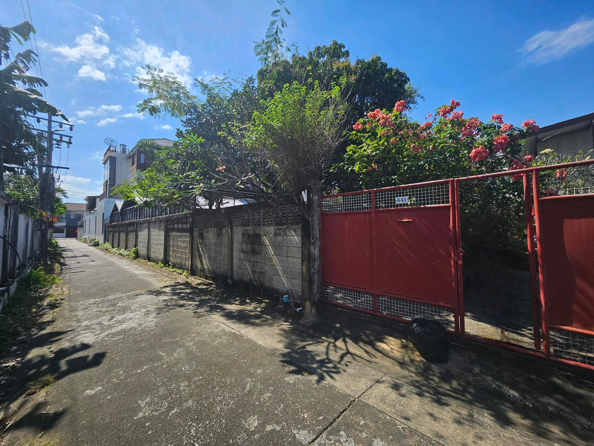 ขายที่ดินพระราม 8 สามเสน ราชวัตร : ขายที่ดินพร้อมสิ่งปลูกสร้างทำเลหายาก ย่านสามเสน – ซอยองครักษ์ เงียบสงบ เป็นส่วนตัว ใจกลางเมืองชั้นใน