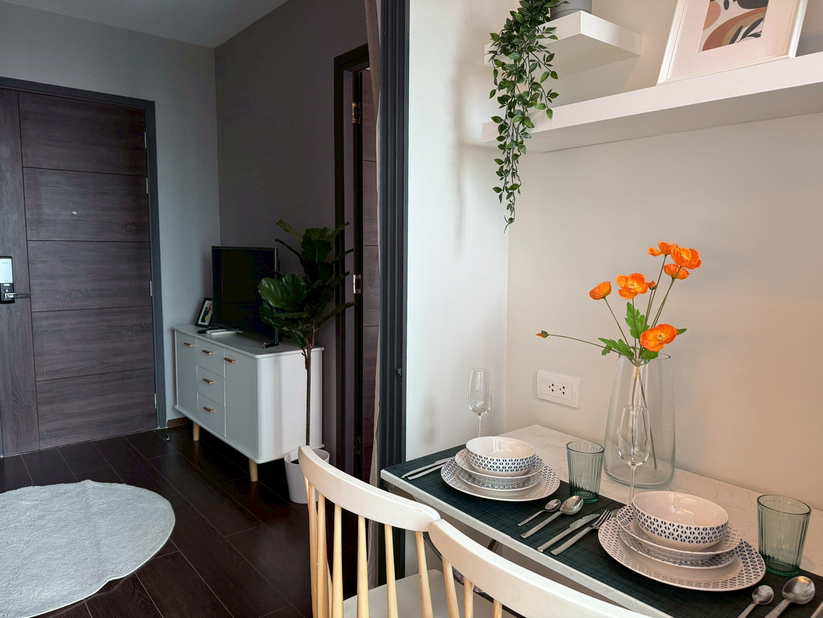 ให้เช่าคอนโดสุขุมวิท อโศก ทองหล่อ : ให้เช่า คอนโด C Ekkamai 1 ห้องนอน ชั้น 27 ครัวปิด