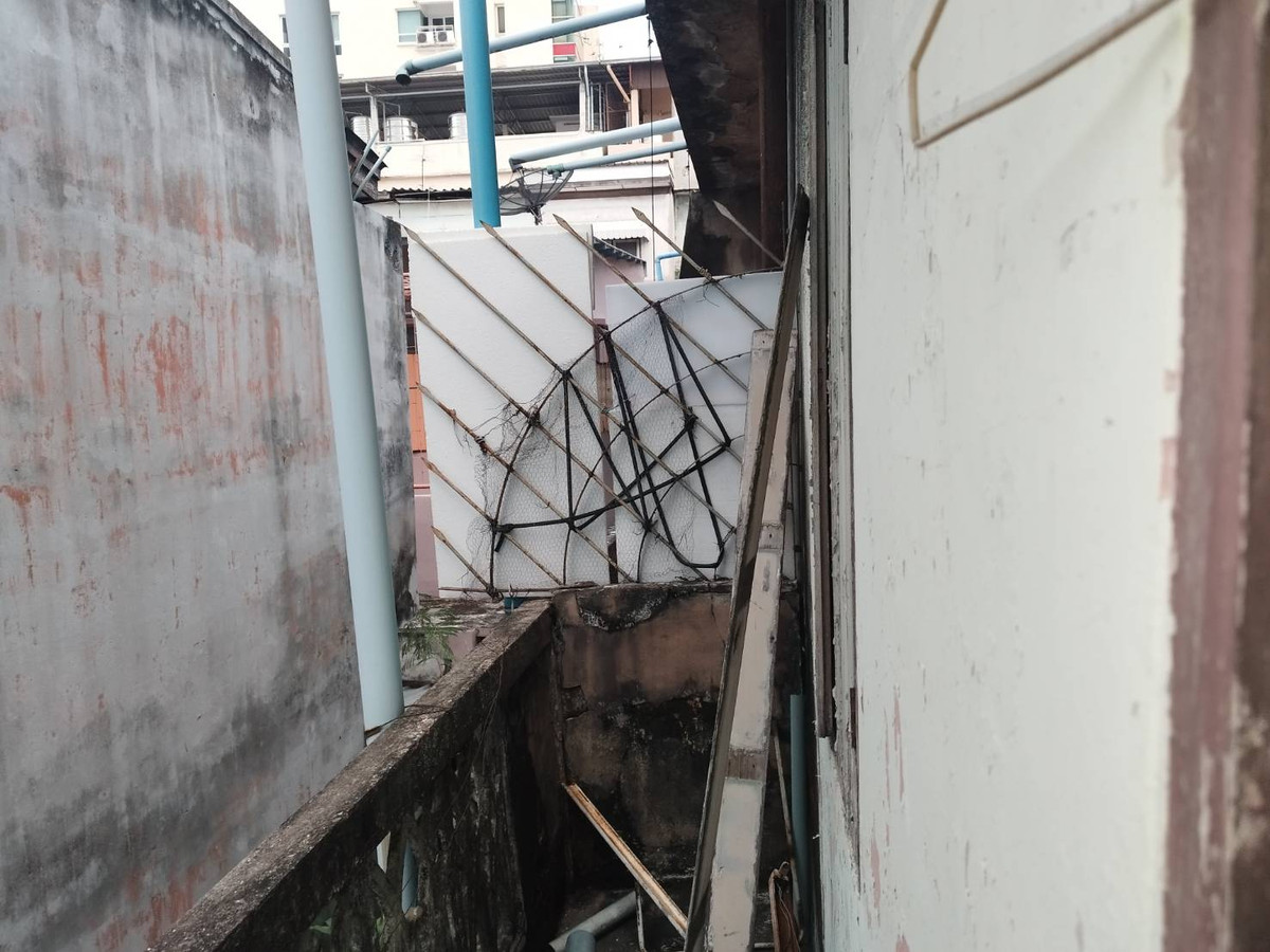 ขายอาคารพาณิชย์สาทร นราธิวาส : ขาย 9 ล้าน อาคารพาณิชย์ตามสภาพ  เจริญกรุง 91 ตรงข้าม Asiatique แหล่งท่องเที่ยวยอดนิยม 