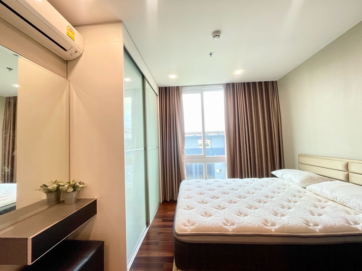 For RentCondoSamut Prakan,Samrong : For rent: The Metropolis Samrong Interchange, garden view, west/south.