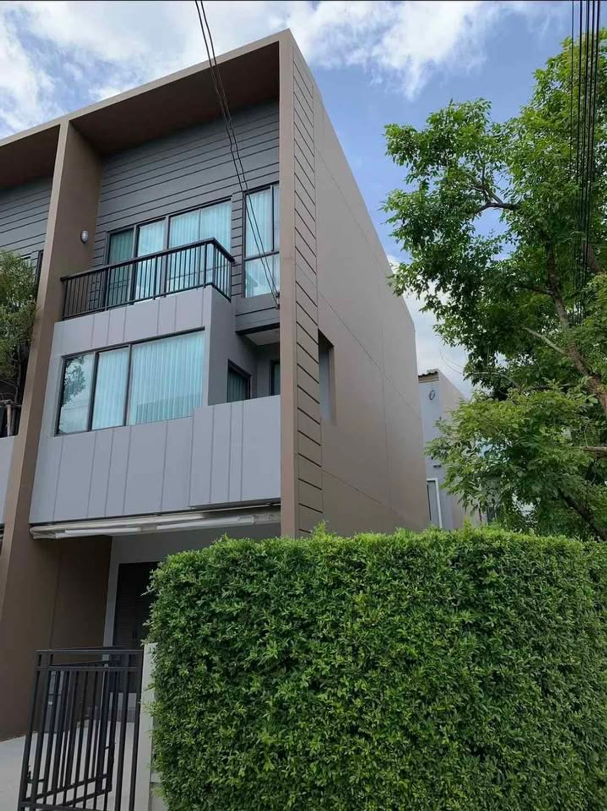 ให้เช่าทาวน์โฮมพระราม 5 ราชพฤกษ์ บางกรวย : ให้เช่า บ้านกลางเมือง ราชพฤกษ์ พระราม 5