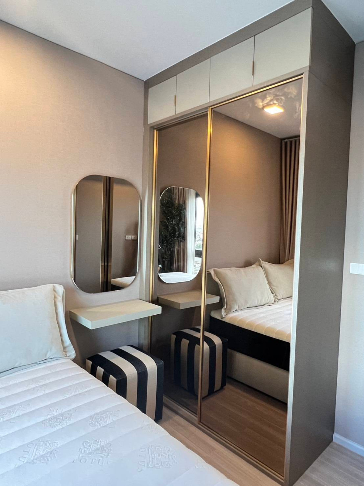 ให้เช่าคอนโดรัชดา ห้วยขวาง : ให้เช่า คอนโด ควินทารา โพธิ์นิมิตร 0 Metres from BTS ขนาด 32 ตารางเมตร (ห้องใหม่ ยังไม่เคยมีผู้เช่า)