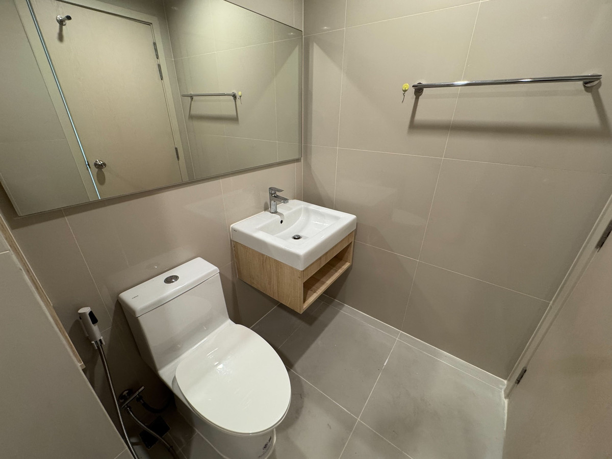 ให้เช่าคอนโดพัฒนาการ ศรีนครินทร์ : ชั้น 40 วิวเทพ! ห้องใหญ่ 35 ตรม. นิว โนเบิล ศรีนครินทร์-ลาซาล ติด MRT ศรีลาซาล เพียง 10,000 บ./เดือน (PFD-07721)