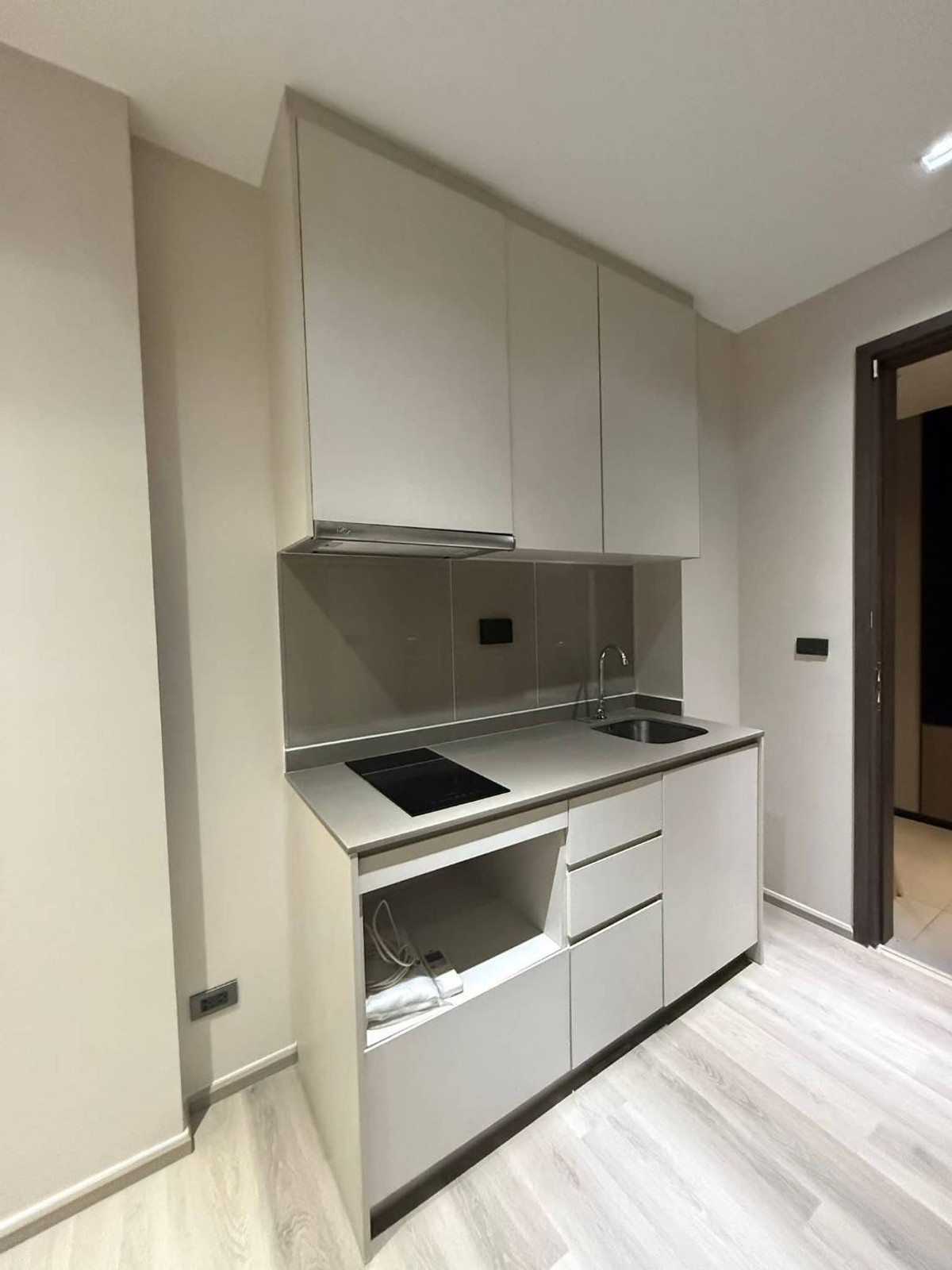 For SaleCondoThaphra, Talat Phlu, Wutthakat : 💥SL-9719💥 Condo for sale, beautiful unit, great price, Whizdom Station Ratchada - Thapra👉Add Line @rangrak