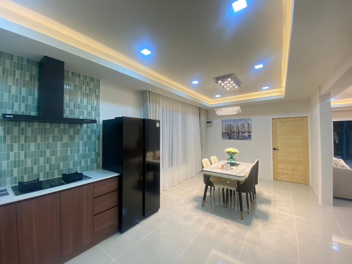 ขายบ้านพัทยา บางแสน ชลบุรี สัตหีบ : หลังมุมพร้อมชั้นลอย เฟอร์แน่น ✨ พัทยารุ่งเรือง / 3 ห้องนอน (ขาย), Pattaya Rungrueng / 3 Bedrooms (FOR SALE) BEWN036