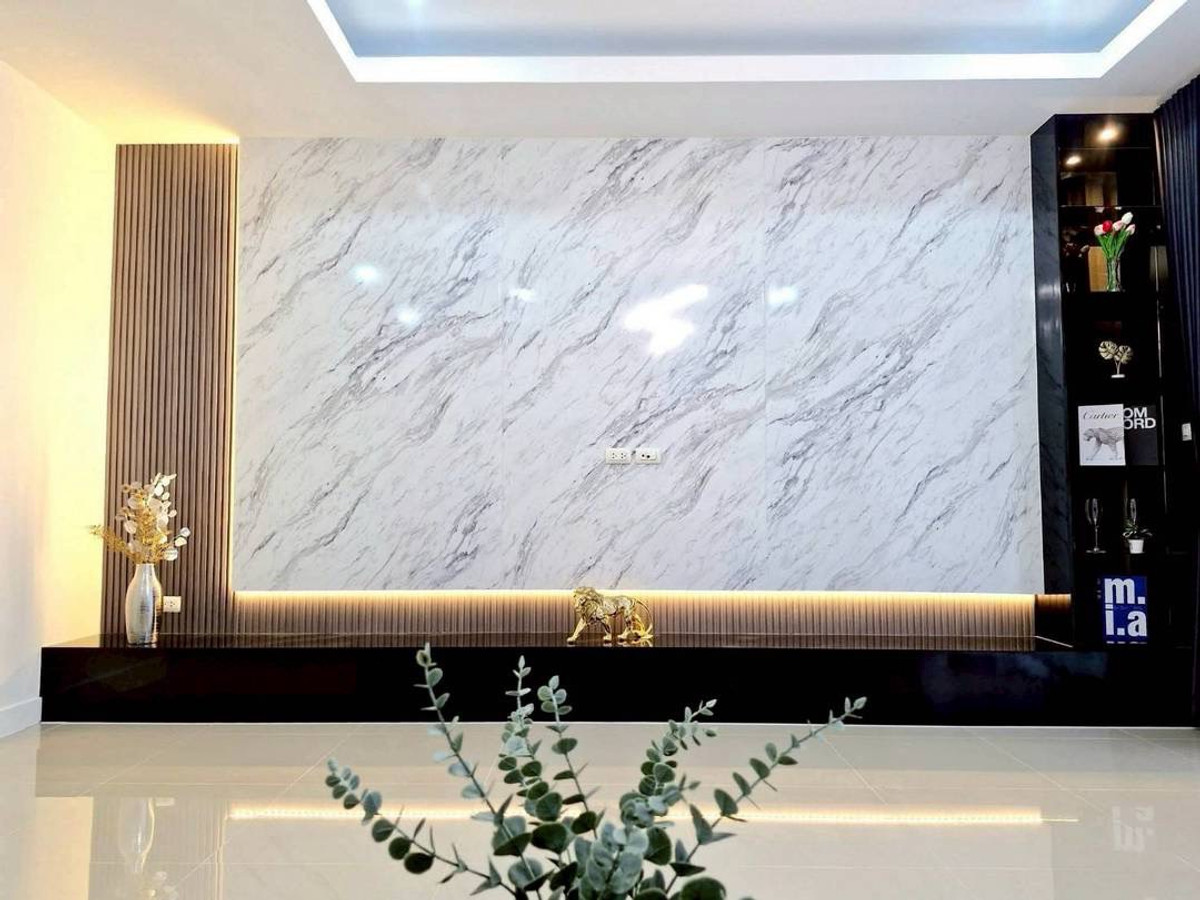 For SaleTownhomePattaya, Bangsaen, Chonburi : Chaiyapruek Townhome / 2 Bedrooms (Sale with Tenant) AM015