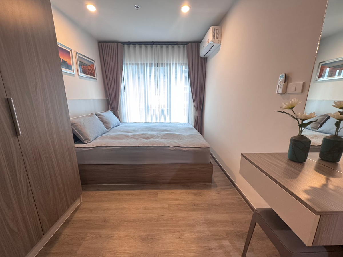 For RentCondoThaphra, Talat Phlu, Wutthakat : The room is very beautiful! Available and ready for rent, only 11,000/month. Regent Home Wuthakat near BTS. You can inquire.