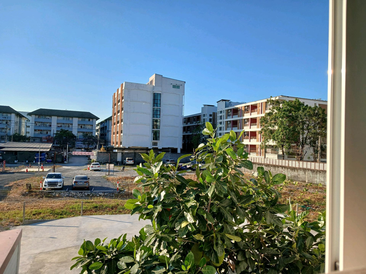 ให้เช่าทาวน์โฮมบางนา แบริ่ง ลาซาล : 🚩🌟🍀 ให้เช่า อินดี้ บางนา-รามคำแหง2 ทาวน์โฮมพรีเมียมเกรด หลังริม ตั้งบนทำเลศักยภาพ เดินทางง่าย ใกล้รถไฟฟ้า และรายล้อมไปด้วยสิ่งอำนวยควมสะดวกมากมาย ห้างใหญ่ ถนนใหญ่ ใกล้ทางด่วน✅ 