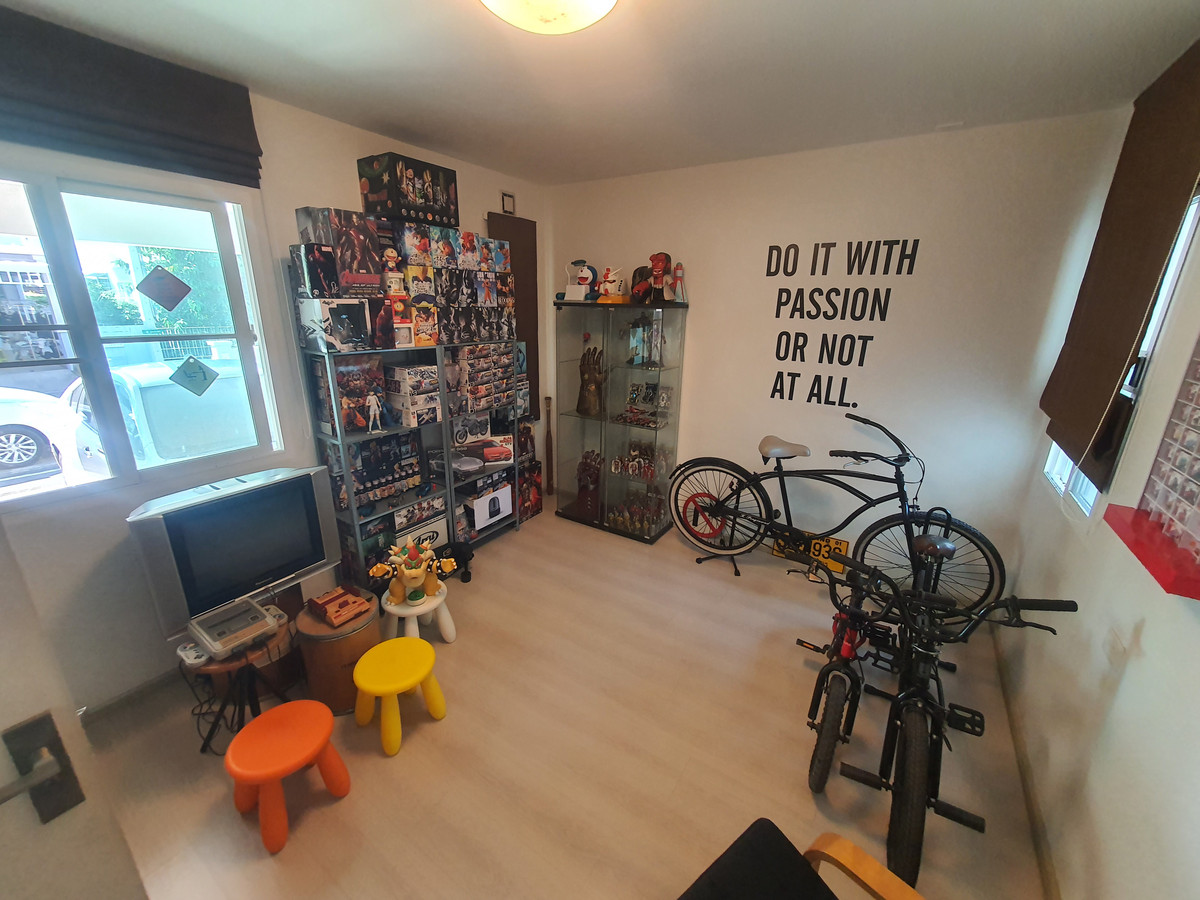 ขายบ้านพุทธมณฑล ศาลายา : ขายบ้านเดี่ยวหลังมุม ม.วิลลาจจิโอ ปิ่นเกล้า-ศาลายา จาก Land & Houses  บ้านสวย สไตล์ Urban Cottage, สวนรอบบ้านร่มรื่น, ใกล้มหาวิทยาลัยมหิดล เพียง 3 กม. 